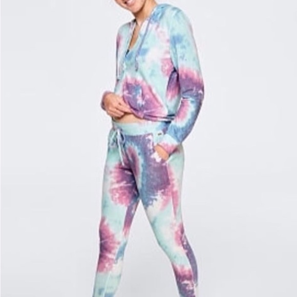 NWT Tie-Dye Hoodie and Jogger Set VS PINK - Picture 6 of 9